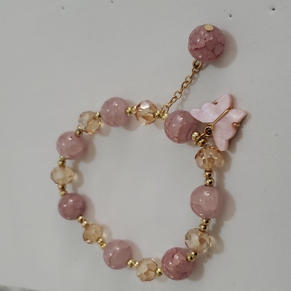 Butterfly Charm  Beated Bracelet - Picture 5 of 5